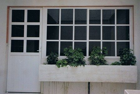 LLAMADA TIPO BANDERA FABRICAMOS SU PUERTA EN ARMONIA CON SU VENTANA